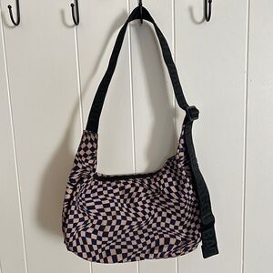 BAGGU Trippy Checker Medium Crescent